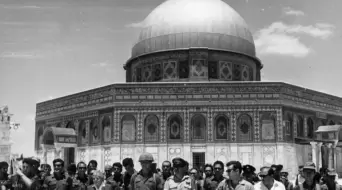 Gambar asal diambil daripada laman web Al Jazeera